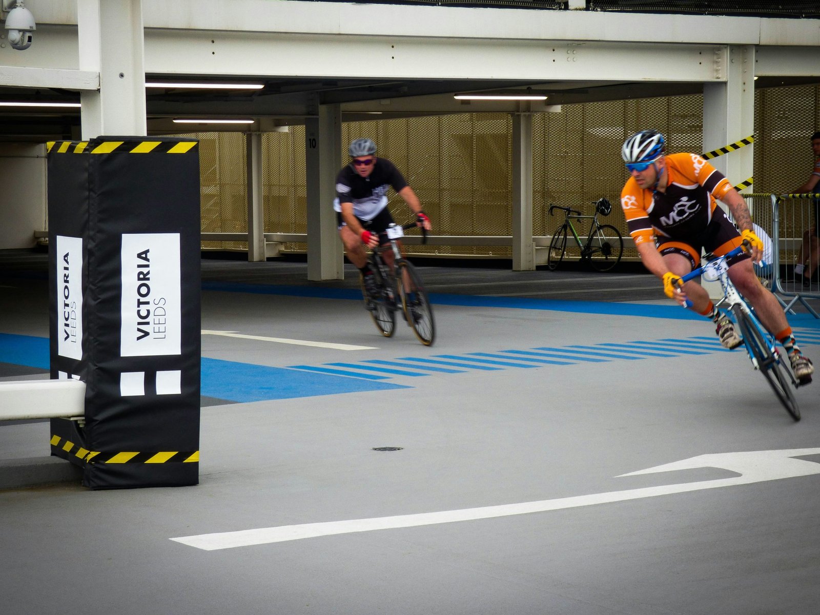 A cyclist pushing through a high-intensity interval session
