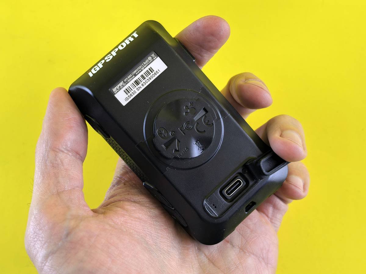 A bar chart showing interval training splits across different bike training zones