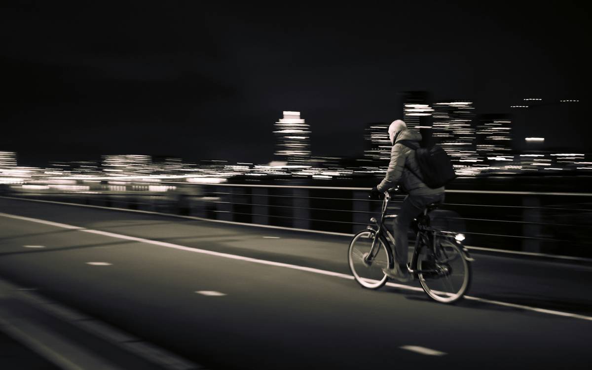 Can Cycling Weight Loss Before Bed Actually Work? (Spoiler: It’s Not That Simple)